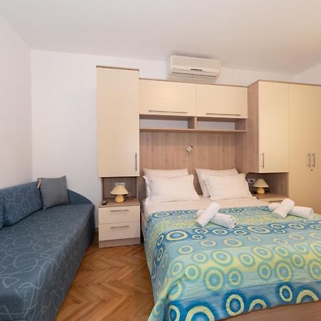 Apartman Dese 2+1 Daire Tučepi Dış mekan fotoğraf