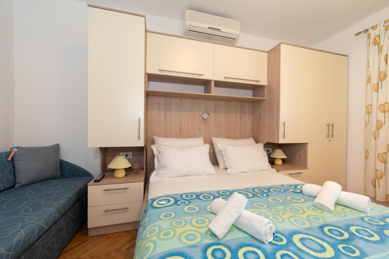 Apartman Dese 2+1 Daire Tučepi Dış mekan fotoğraf